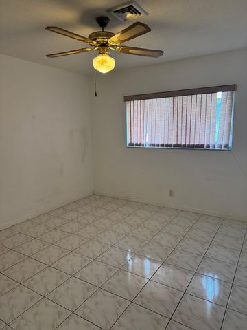 999 SW Pepperridge Terrace, Boca Raton, FL 33486