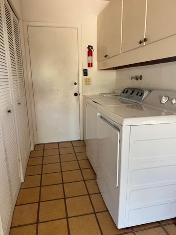 999 SW Pepperridge Terrace, Boca Raton, FL 33486