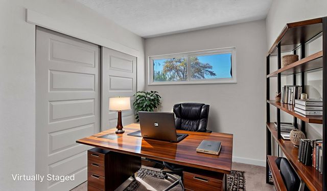 1146 Tomas Street SW, Albuquerque, NM 87121