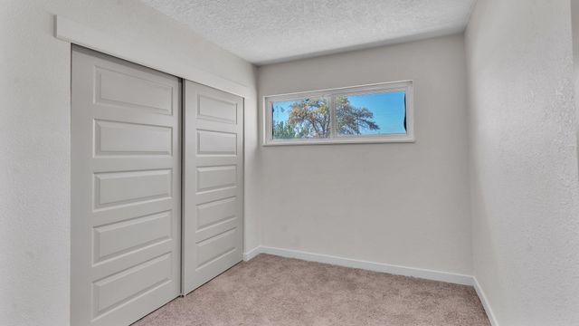 1146 Tomas Street SW, Albuquerque, NM 87121