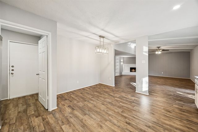 4028 Dogwood Lane, Fort Worth, TX 76137