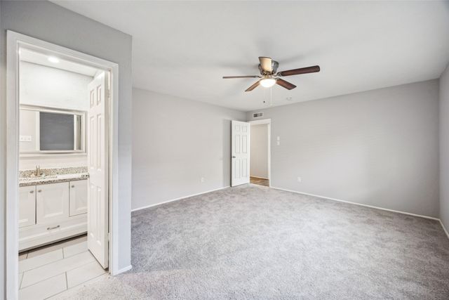 4028 Dogwood Lane, Fort Worth, TX 76137