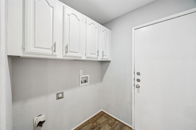 4028 Dogwood Lane, Fort Worth, TX 76137