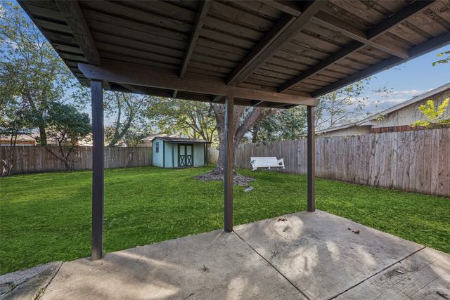 4028 Dogwood Lane, Fort Worth, TX 76137