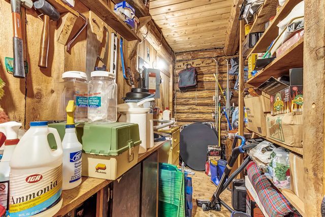 176 Brophy Lane, Londonderry, VT 05155