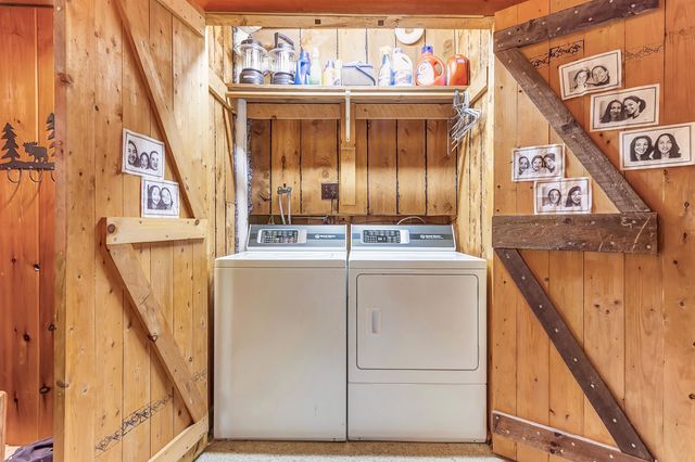 176 Brophy Lane, Londonderry, VT 05155