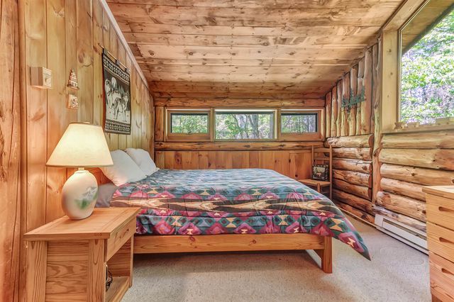 176 Brophy Lane, Londonderry, VT 05155
