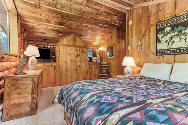 176 Brophy Lane, Londonderry, VT 05155