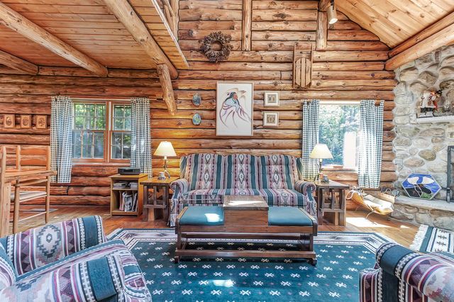 176 Brophy Lane, Londonderry, VT 05155