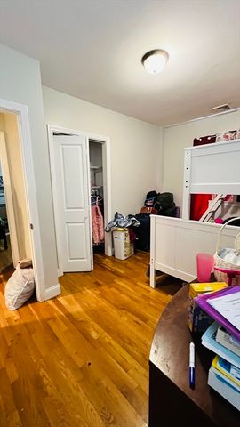 76 Eleanor St 3, Chelsea, MA 02150