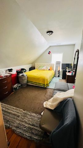 76 Eleanor St 3, Chelsea, MA 02150