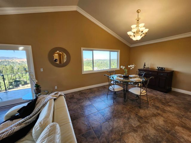 1823 Mockingbird Pl, Danville, CA 94526