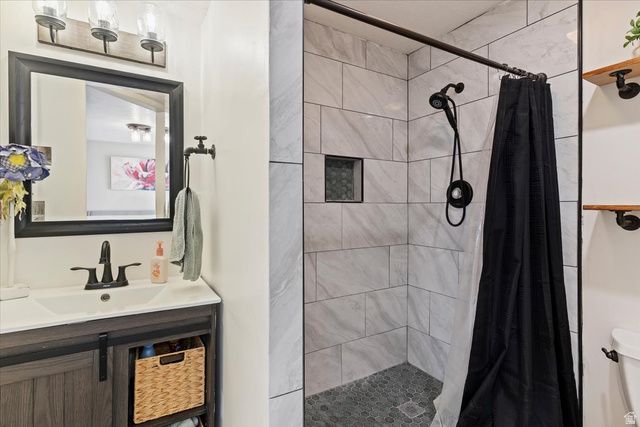 1149 W 1520 N, Clinton, UT 84015