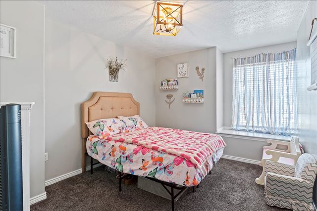 1149 W 1520 N, Clinton, UT 84015