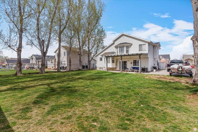 1149 W 1520 N, Clinton, UT 84015