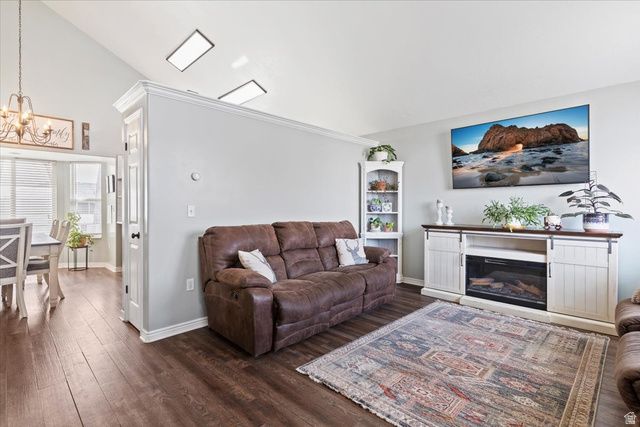 1149 W 1520 N, Clinton, UT 84015