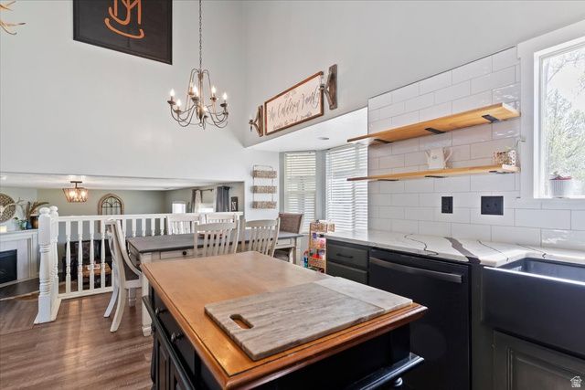 1149 W 1520 N, Clinton, UT 84015