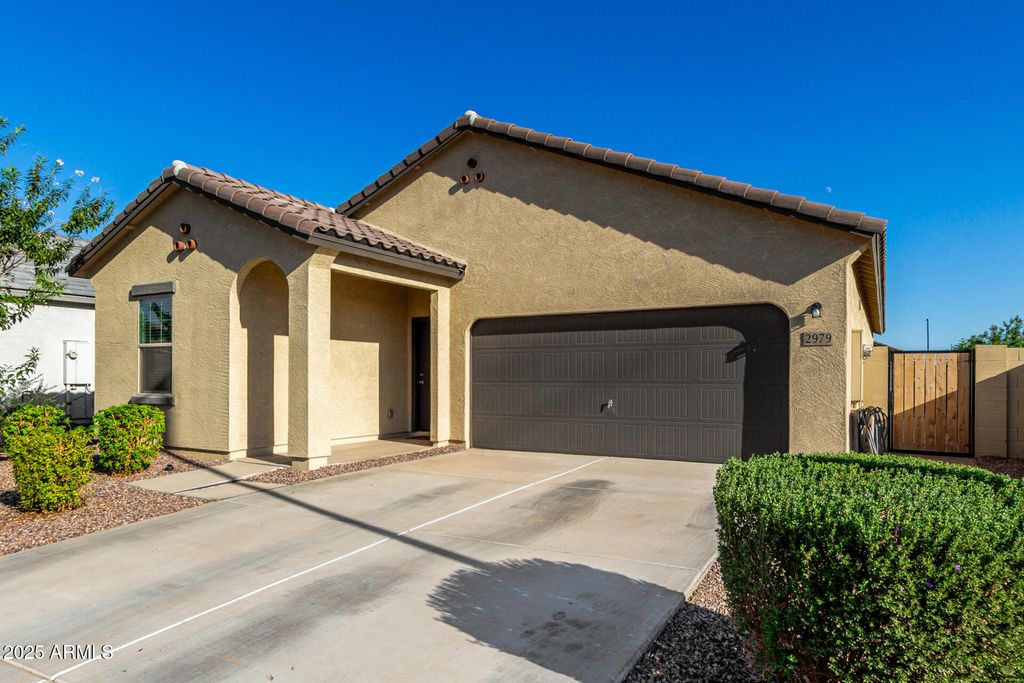 2979 E HOUSTON Drive, San Tan Valley, AZ 85143 — photo 3