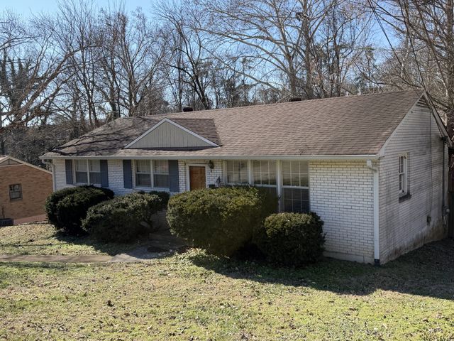 3837 Valley Ridge Dr, Nashville, TN 37211