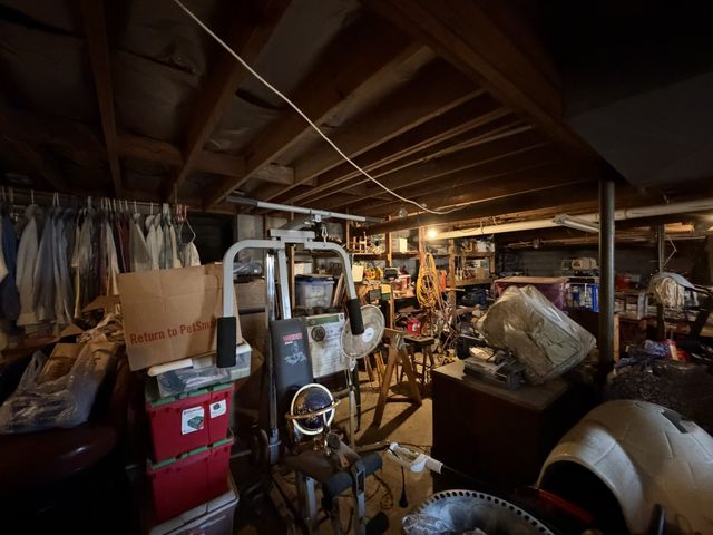 3837 Valley Ridge Dr, Nashville, TN 37211