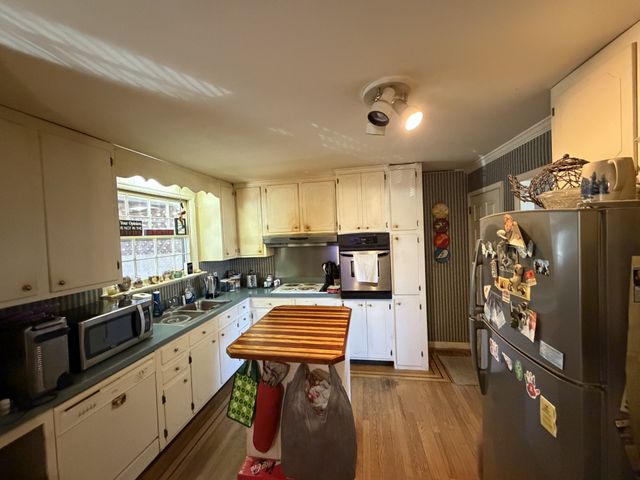 3837 Valley Ridge Dr, Nashville, TN 37211