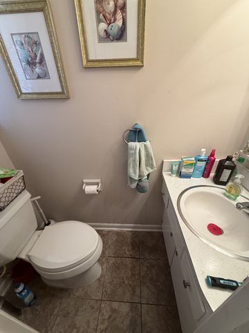 3837 Valley Ridge Dr, Nashville, TN 37211