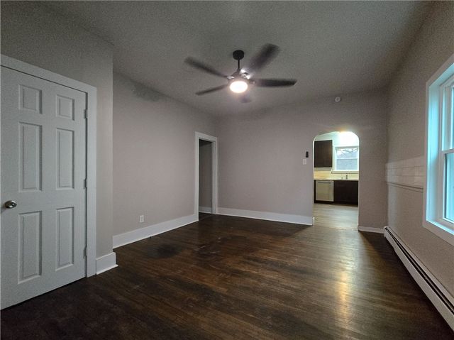 731 Penn Ave, New Brighton, PA 15066