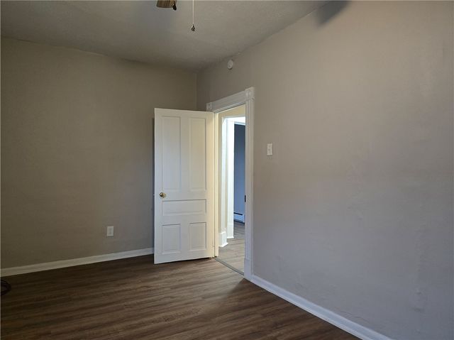 731 Penn Ave, New Brighton, PA 15066