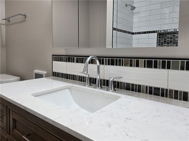 731 Penn Ave, New Brighton, PA 15066