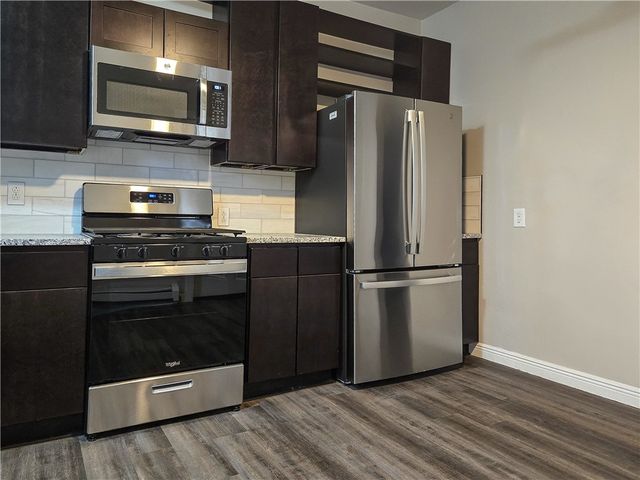 731 Penn Ave, New Brighton, PA 15066