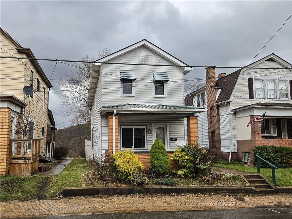 731 Penn Ave, New Brighton, PA 15066