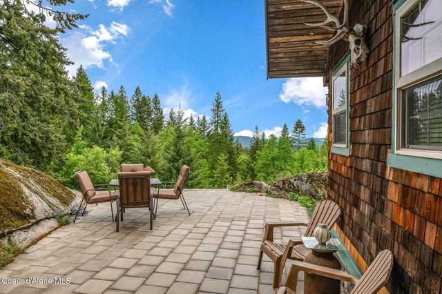 1298 Raven Ridge Rd, Sandpoint, ID 83864