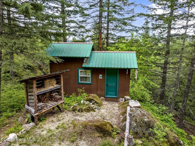 1298 Raven Ridge Rd, Sandpoint, ID 83864