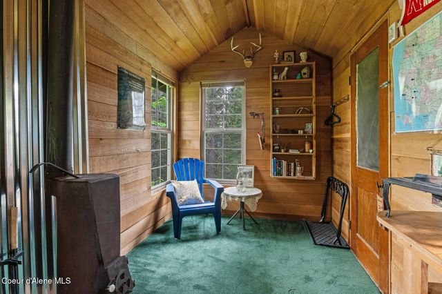 1298 Raven Ridge Rd, Sandpoint, ID 83864