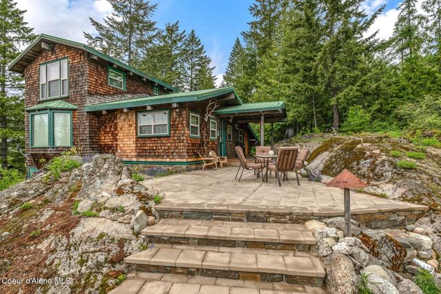 1298 Raven Ridge Rd, Sandpoint, ID 83864