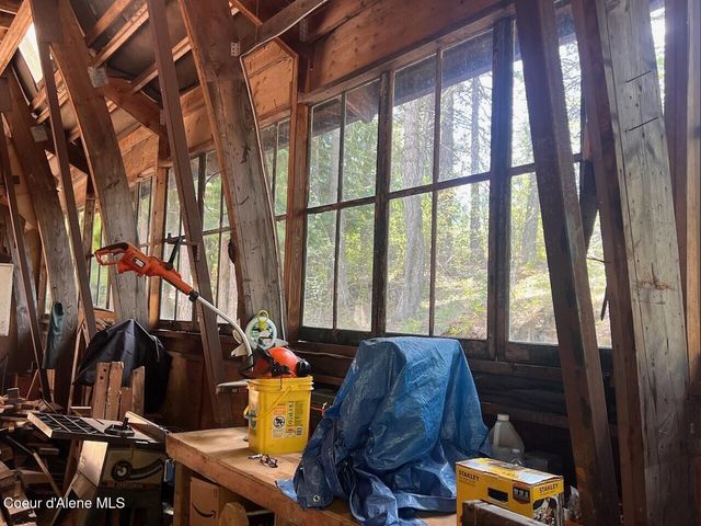 1298 Raven Ridge Rd, Sandpoint, ID 83864