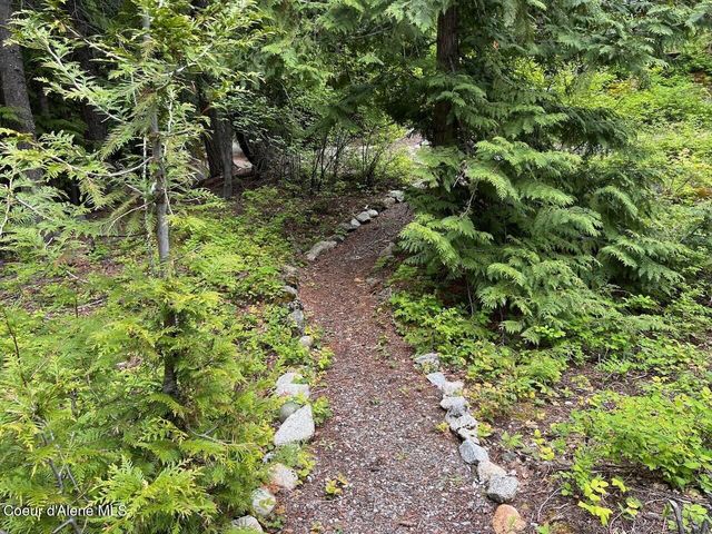 1298 Raven Ridge Rd, Sandpoint, ID 83864