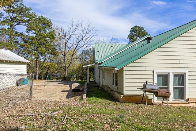 919 N Grant Avenue, Booneville, AR 72927