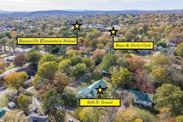 919 N Grant Avenue, Booneville, AR 72927