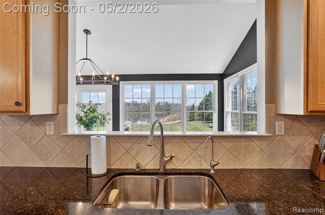 3060 Exeter Drive, Milford, MI 48380