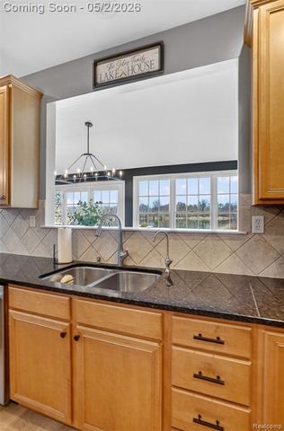 3060 Exeter Drive, Milford, MI 48380