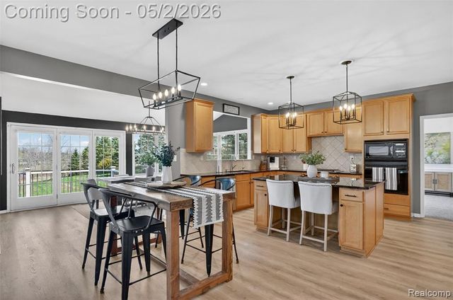 3060 Exeter Drive, Milford, MI 48380