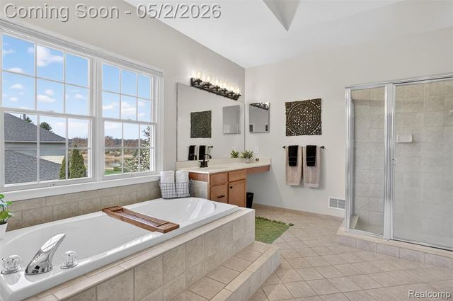 3060 Exeter Drive, Milford, MI 48380