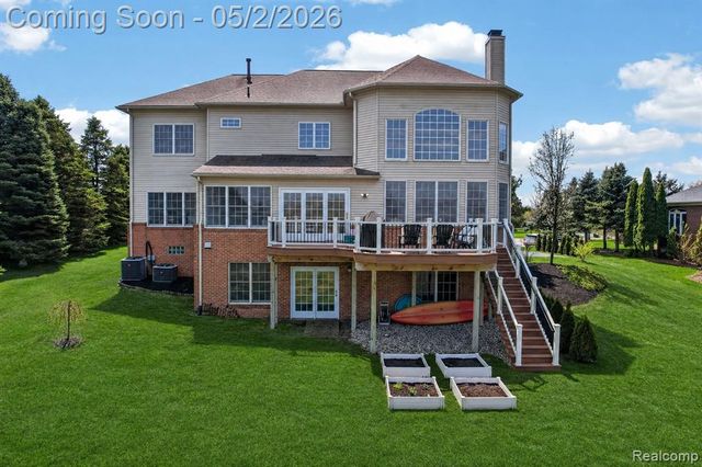 3060 Exeter Drive, Milford, MI 48380