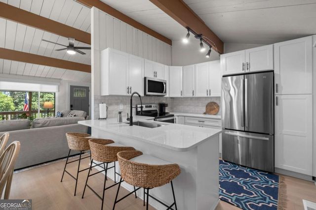 2455 Hawk Creek Trail, Cumming, GA 30041