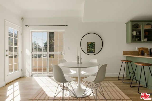 1201 Viola Avenue 113, Glendale, CA 91202