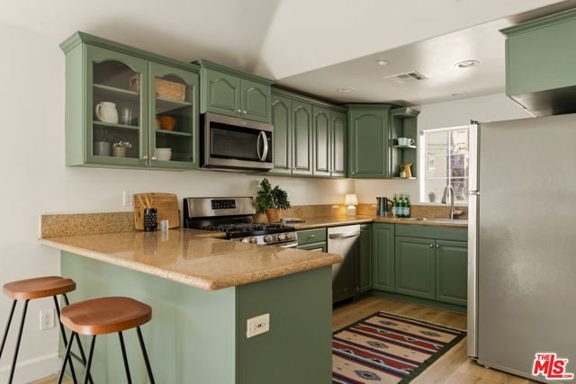 1201 Viola Avenue 113, Glendale, CA 91202