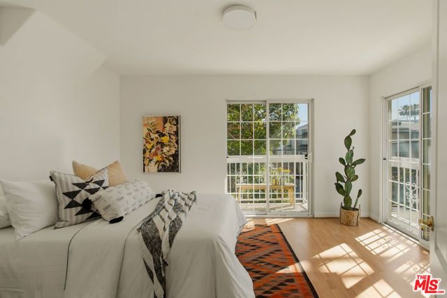 1201 Viola Avenue 113, Glendale, CA 91202