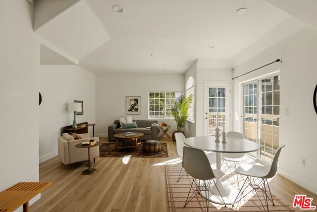 1201 Viola Avenue 113, Glendale, CA 91202