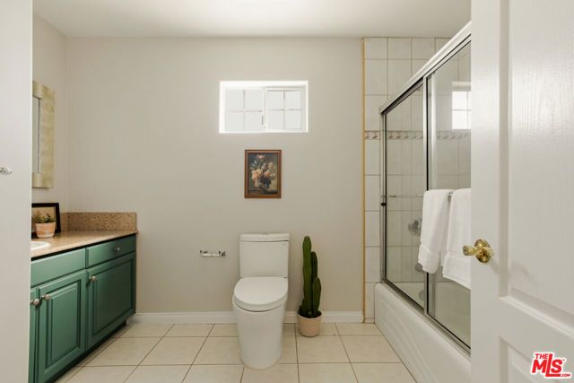 1201 Viola Avenue 113, Glendale, CA 91202